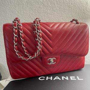 Chanel Jumbo dark red